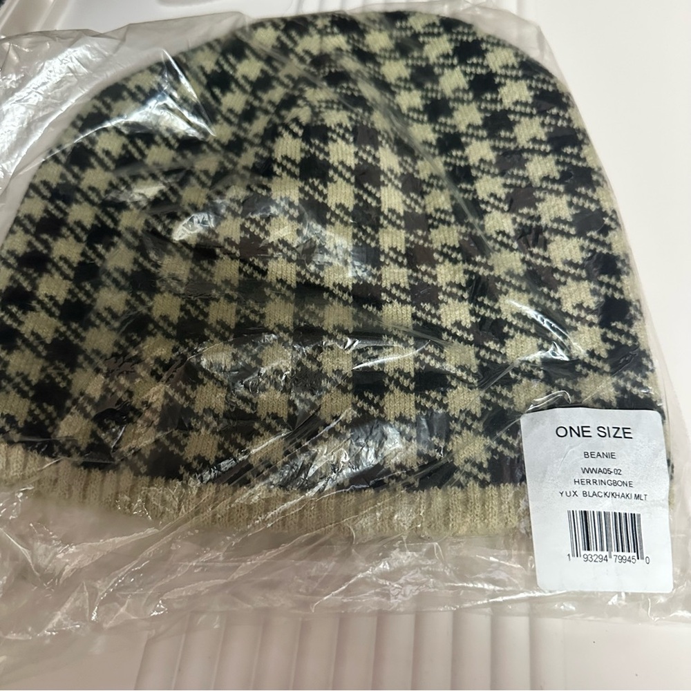 Plaid Beanie Hat in Black and Cream